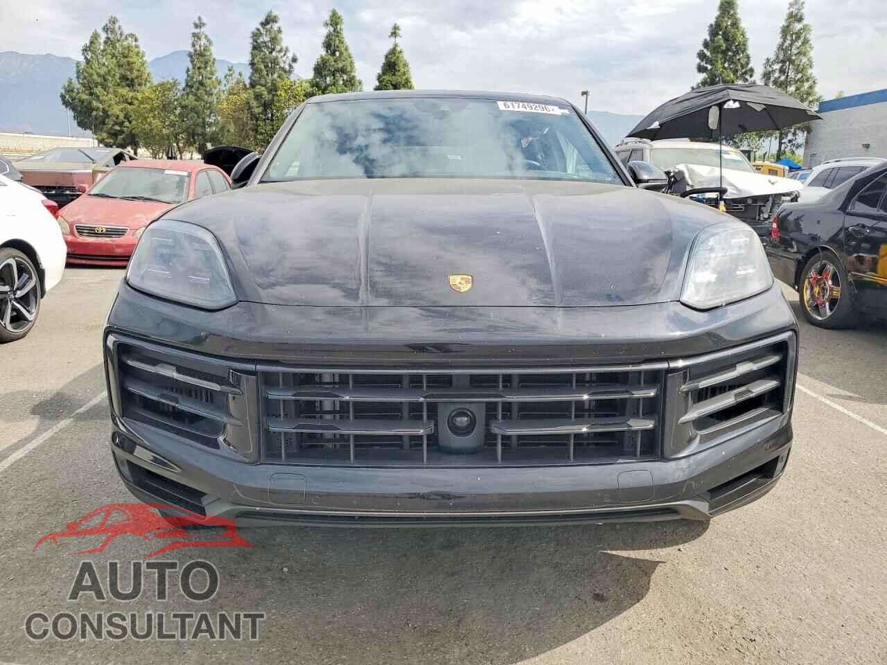 PORSCHE CAYENNE 2024 - WP1AA2AY6RDA03216