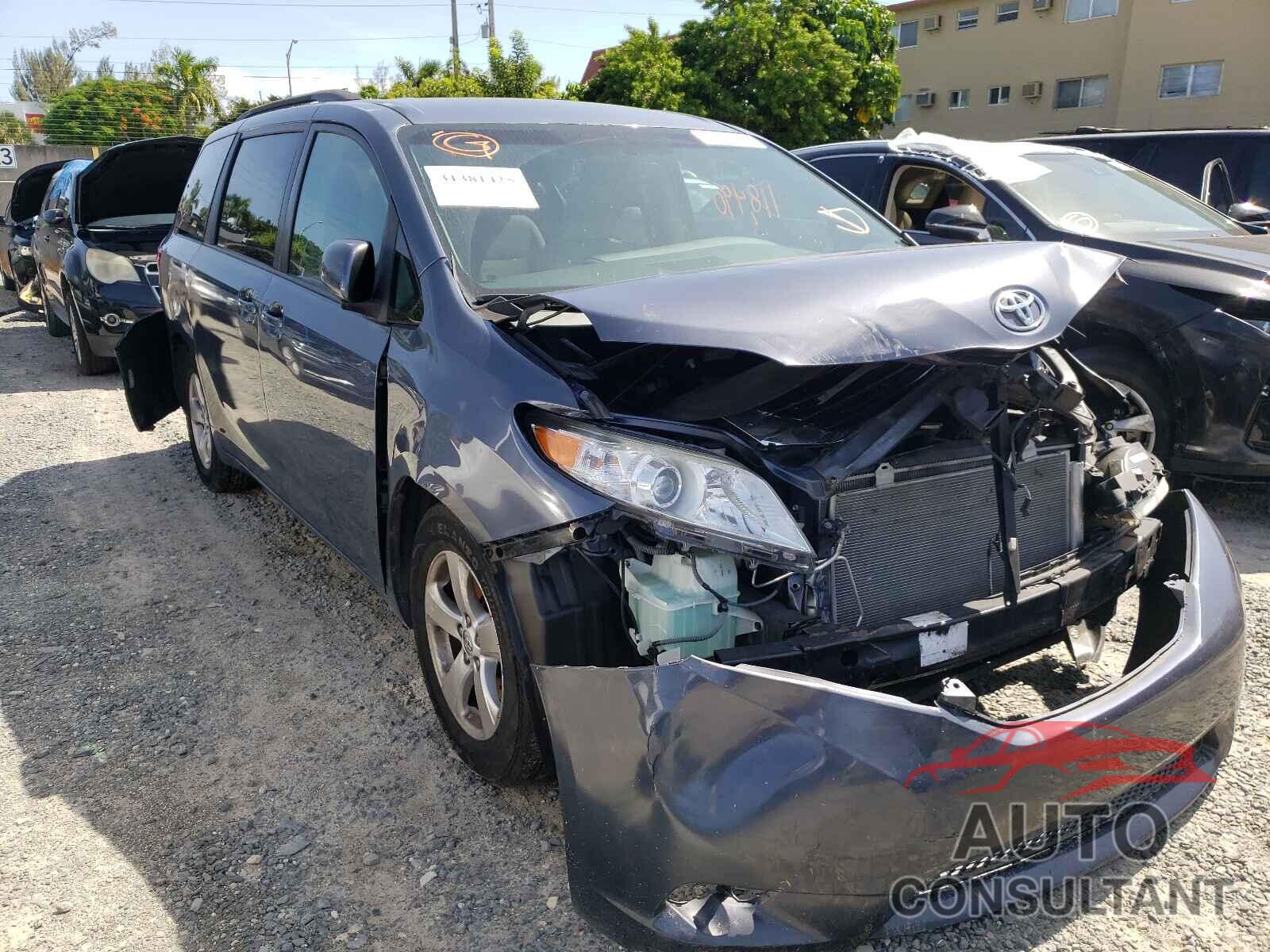 TOYOTA SIENNA 2016 - 5TDKK3DC6GS709922