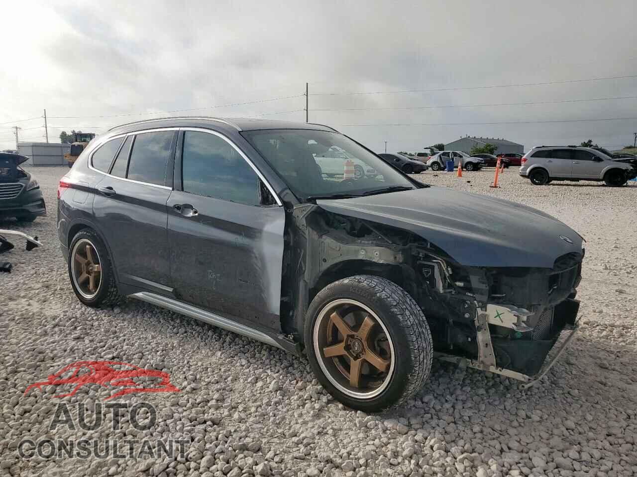 BMW X1 2017 - WBXHT3C38H5F73671