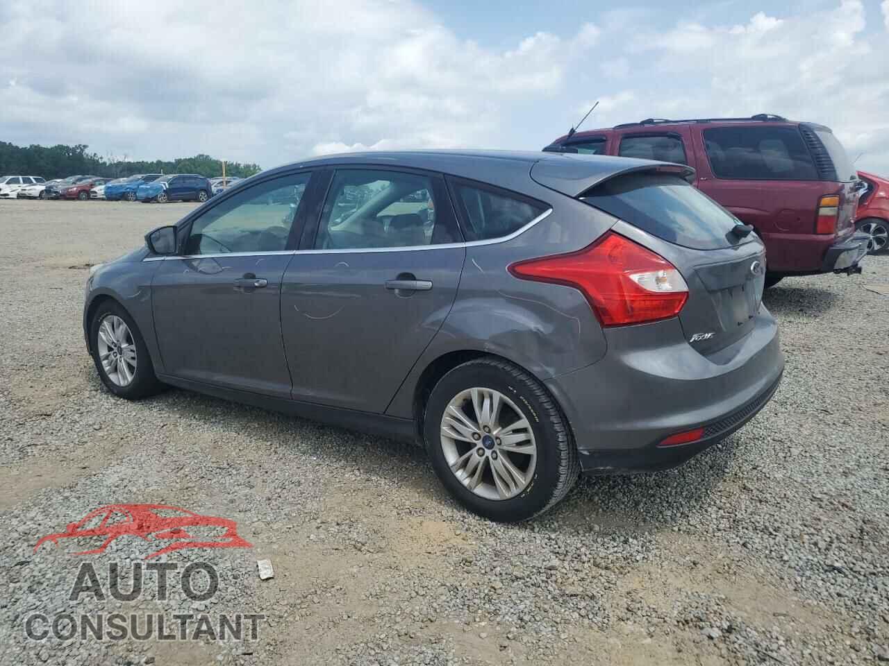 FORD FOCUS 2012 - 1FAHP3M21CL200731