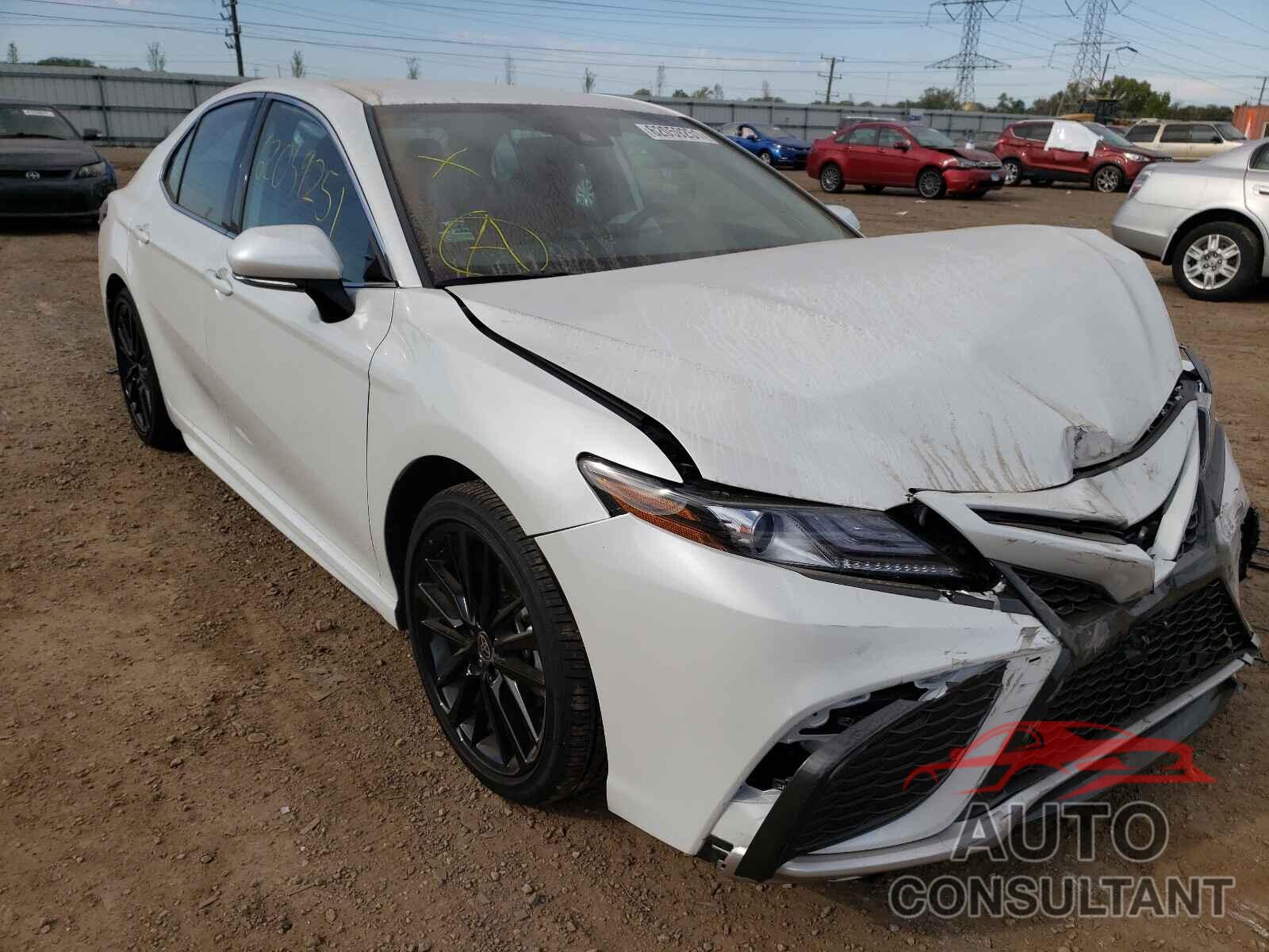 TOYOTA CAMRY 2021 - 4T1K61BKXMU040592
