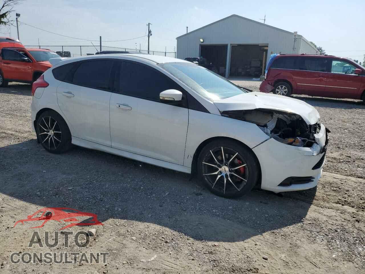 FORD FOCUS 2014 - 1FADP3L96EL361429