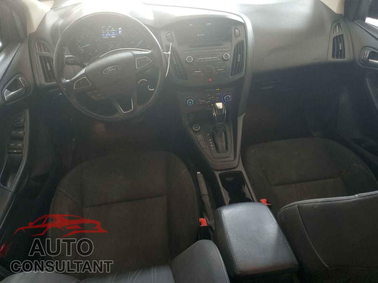 FORD FOCUS 2015 - 1FADP3F2XFL297766