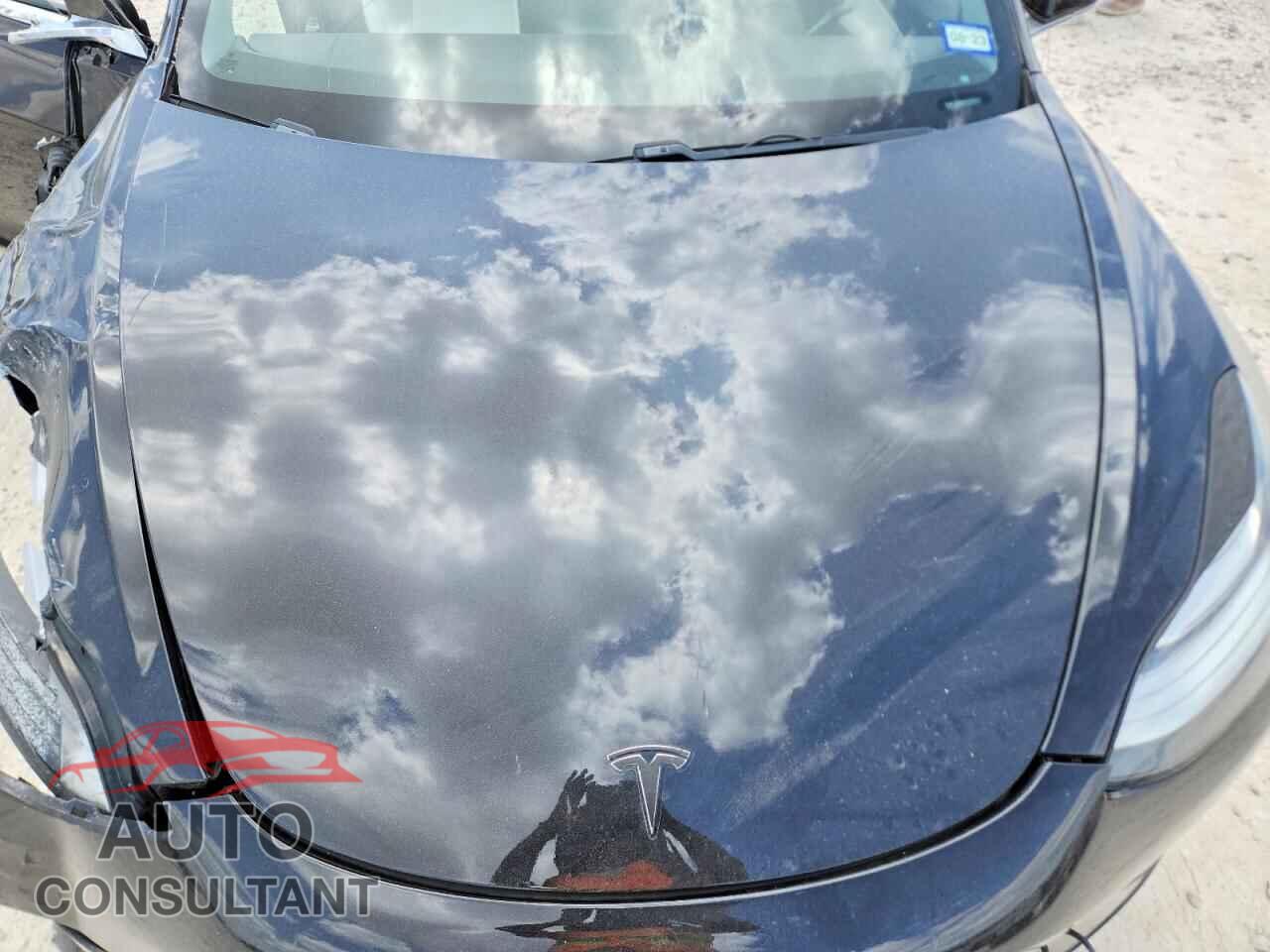 TESLA MODEL 3 2018 - 5YJ3E1EB7JF070077