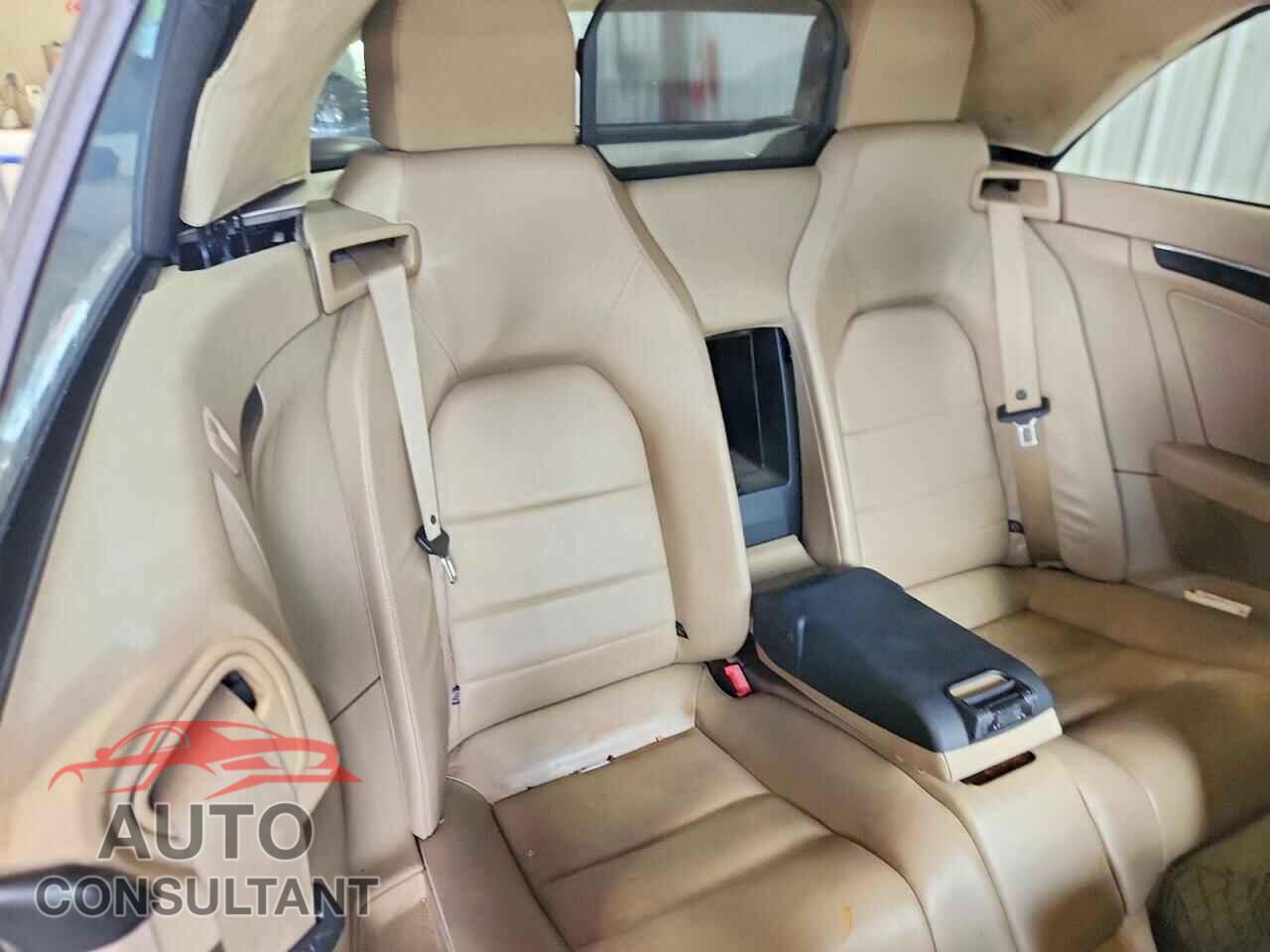 MERCEDES-BENZ E-CLASS 2011 - WDDKK5GF1BF097094