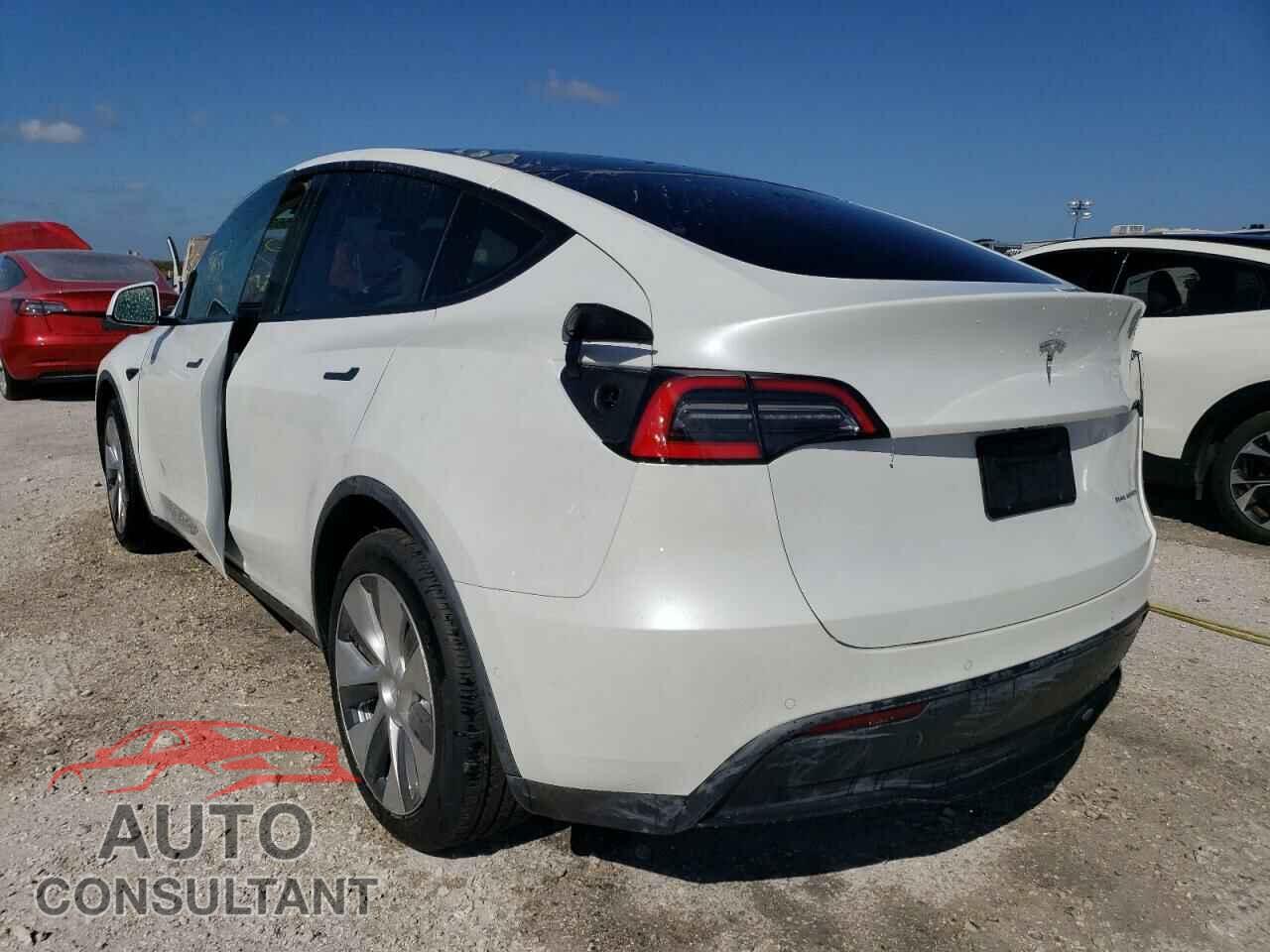 TESLA MODEL Y 2021 - 5YJYGDEE8MF088006