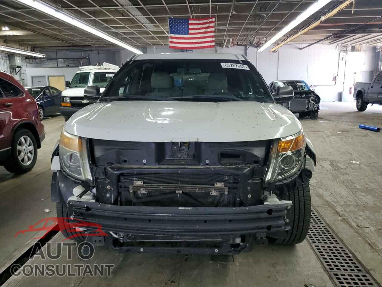 FORD EXPLORER 2015 - 1FM5K8AR5FGB03230