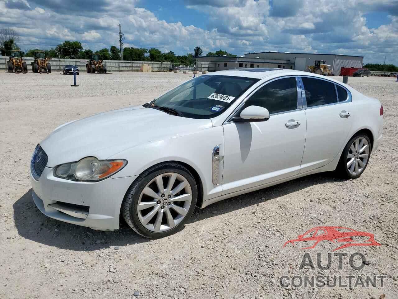 JAGUAR XF 2011 - SAJWA0GB6BLR87737