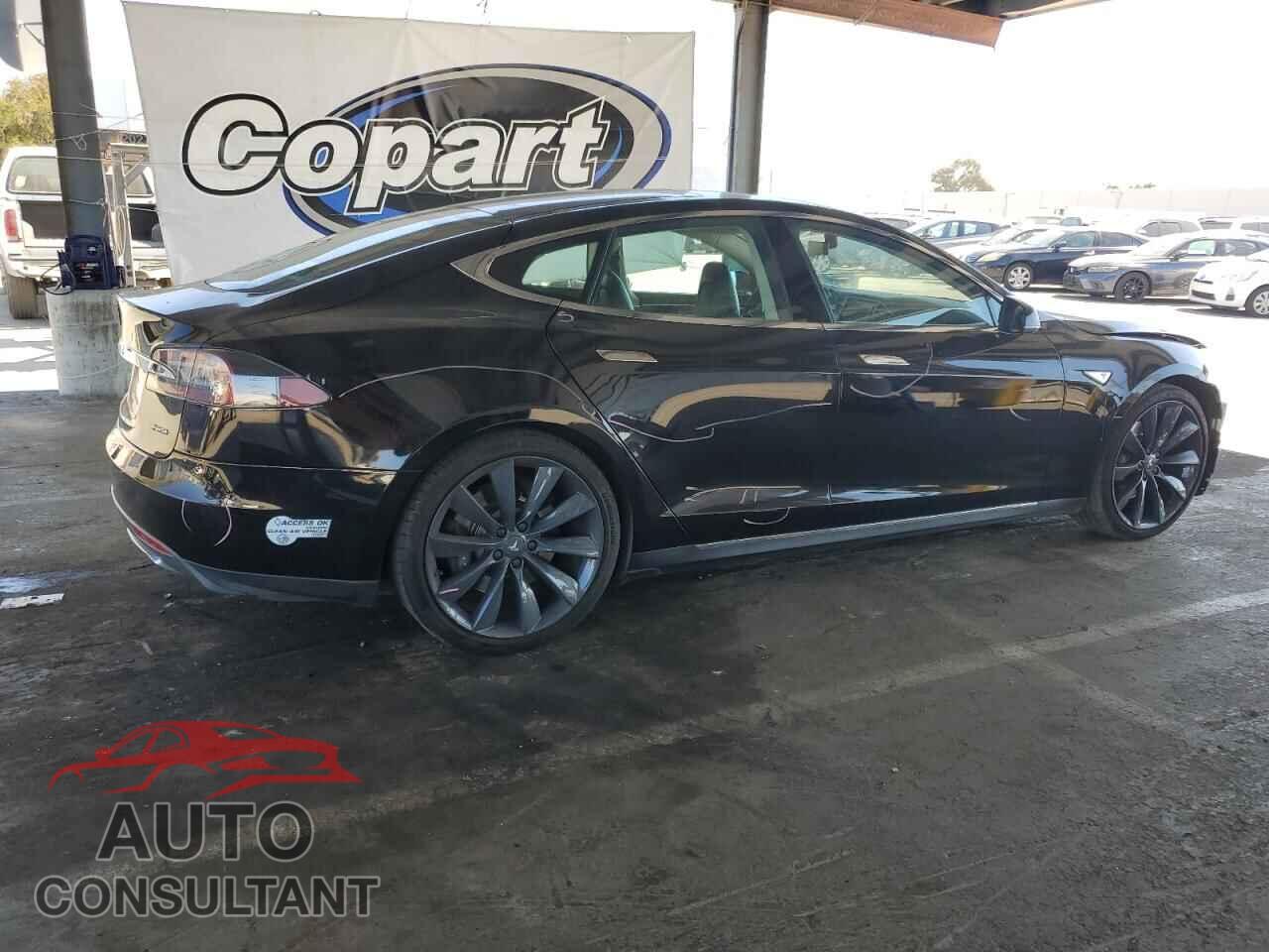 TESLA MODEL S 2013 - 5YJSA1CP1DFP27563