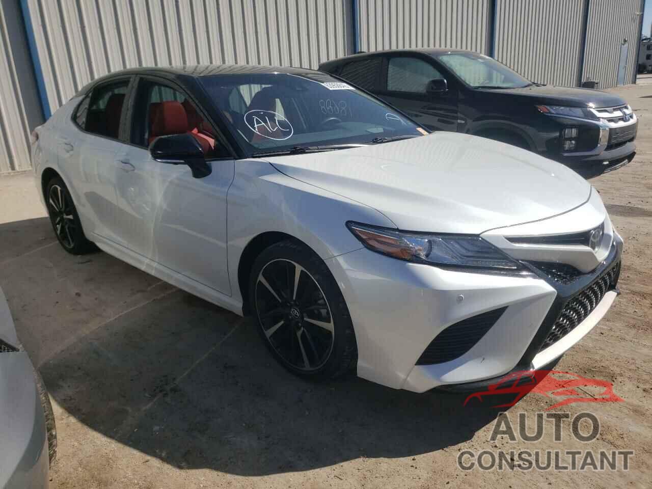 TOYOTA CAMRY 2018 - 4T1BZ1HK2JU011341