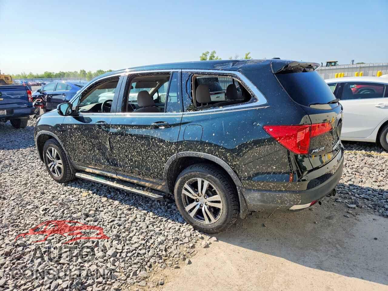 HONDA PILOT 2018 - 5FNYF6H33JB018756