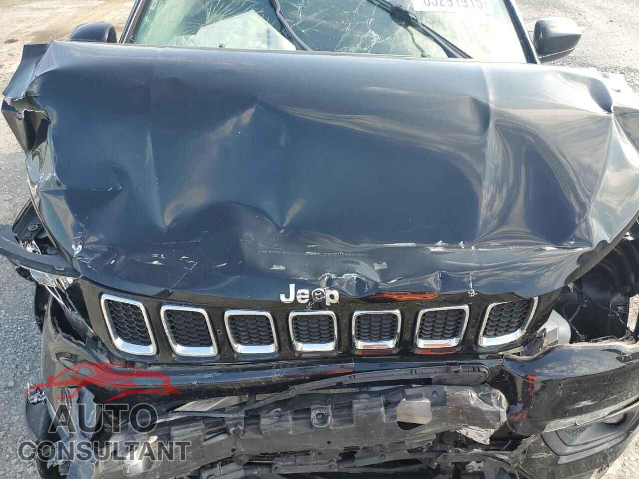 JEEP COMPASS 2018 - 3C4NJDBB7JT239574