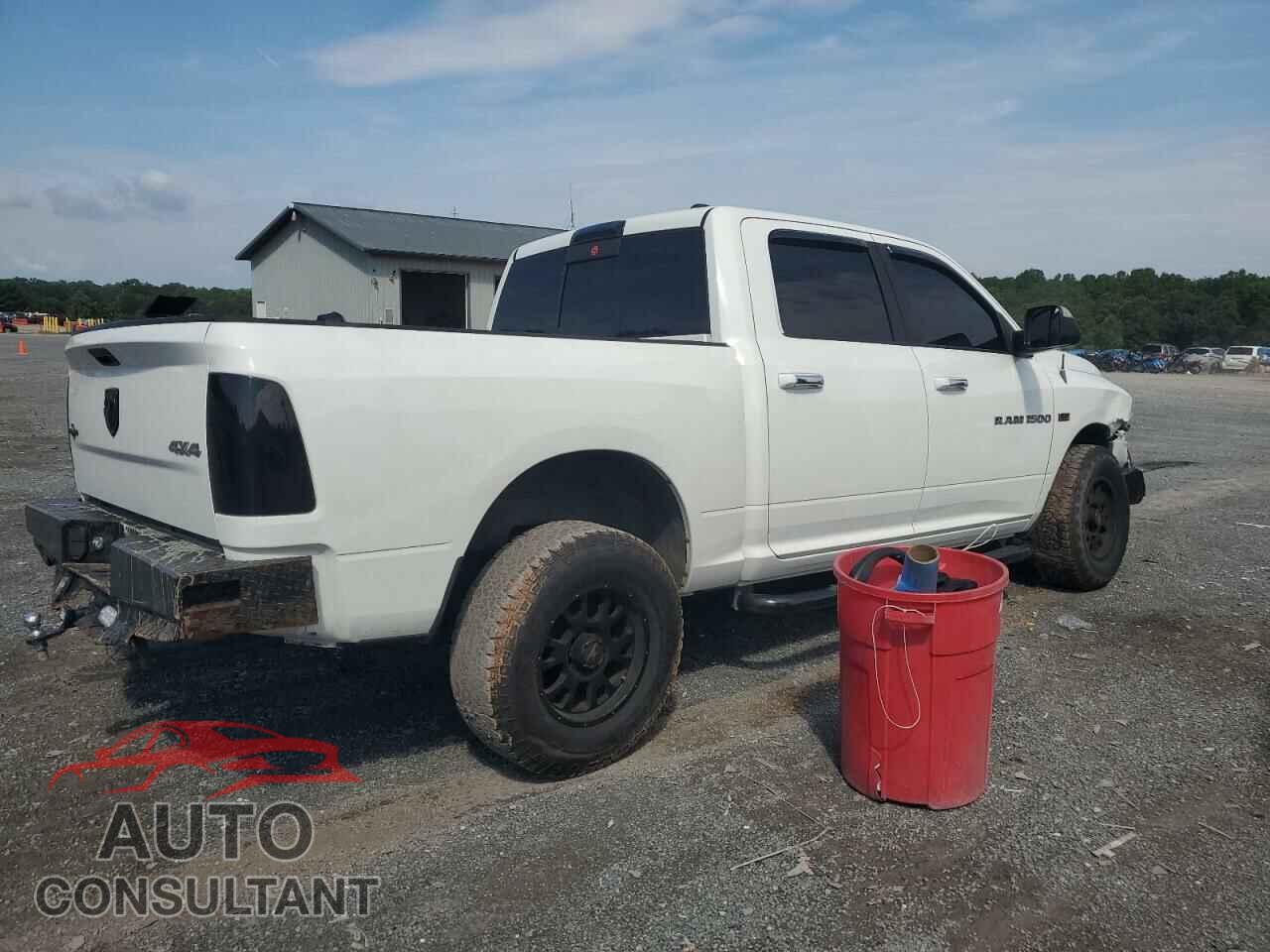 DODGE RAM 1500 2012 - 1C6RD7LT0CS137840