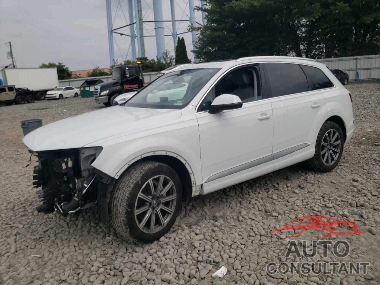 AUDI Q7 2018 - WA1LHAF73JD021400