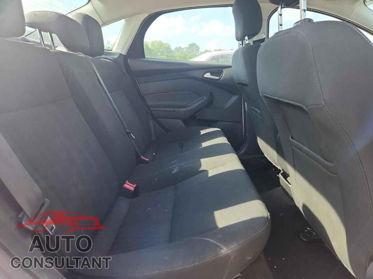 FORD FOCUS 2017 - 1FADP3FE7HL201265