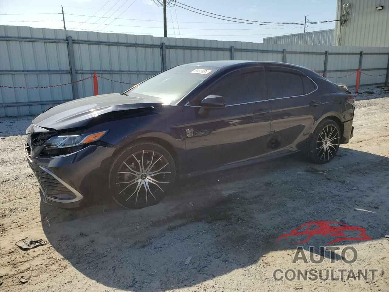 TOYOTA CAMRY 2021 - 4T1C11AK0MU538109