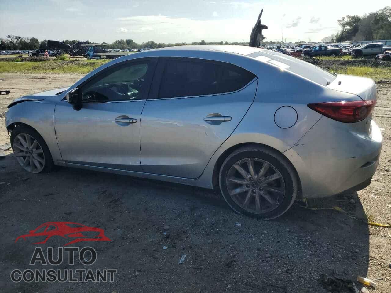 MAZDA 3 2017 - 3MZBN1V77HM106828