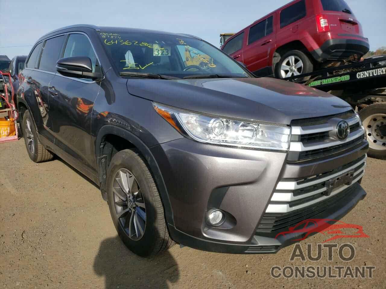 TOYOTA HIGHLANDER 2018 - 5TDJZRFH3JS549380
