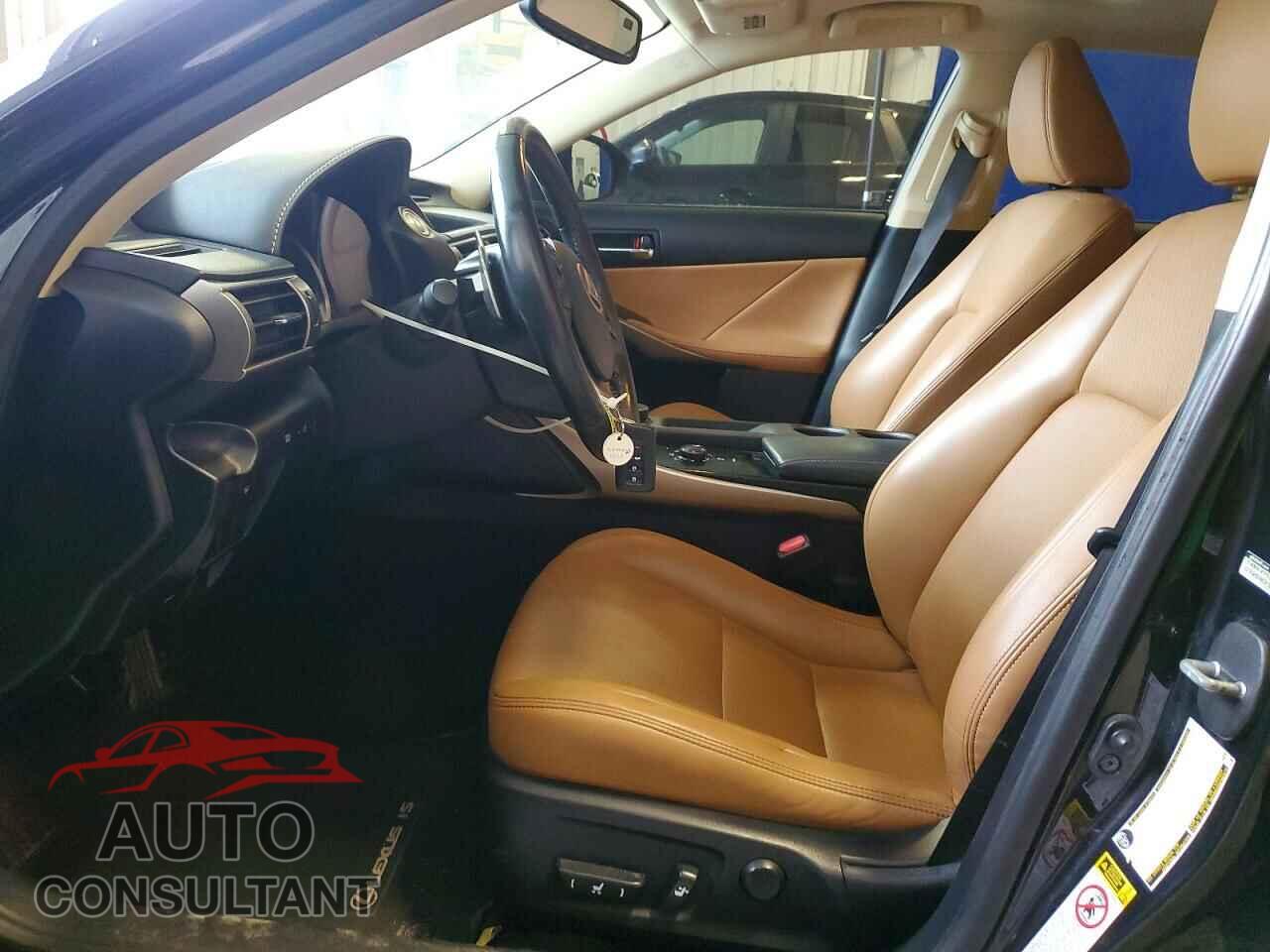 LEXUS IS 2014 - JTHCF1D25E5005894