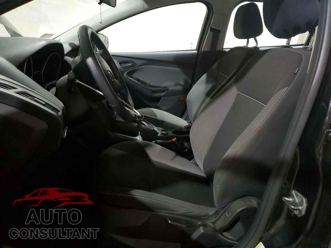 FORD FOCUS 2014 - 1FADP3E26EL434380