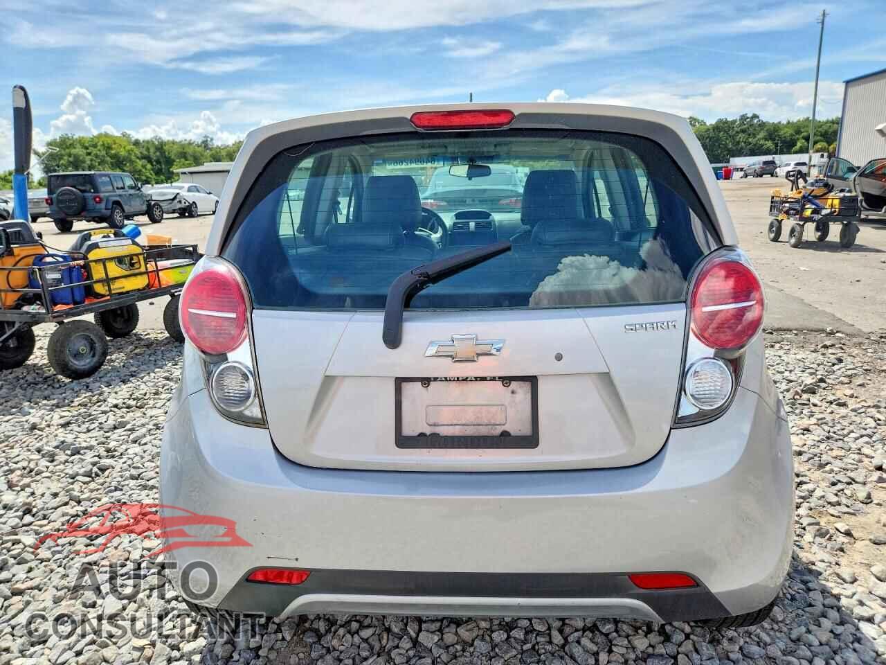 CHEVROLET SPARK 2015 - KL8CD6S96FC735453
