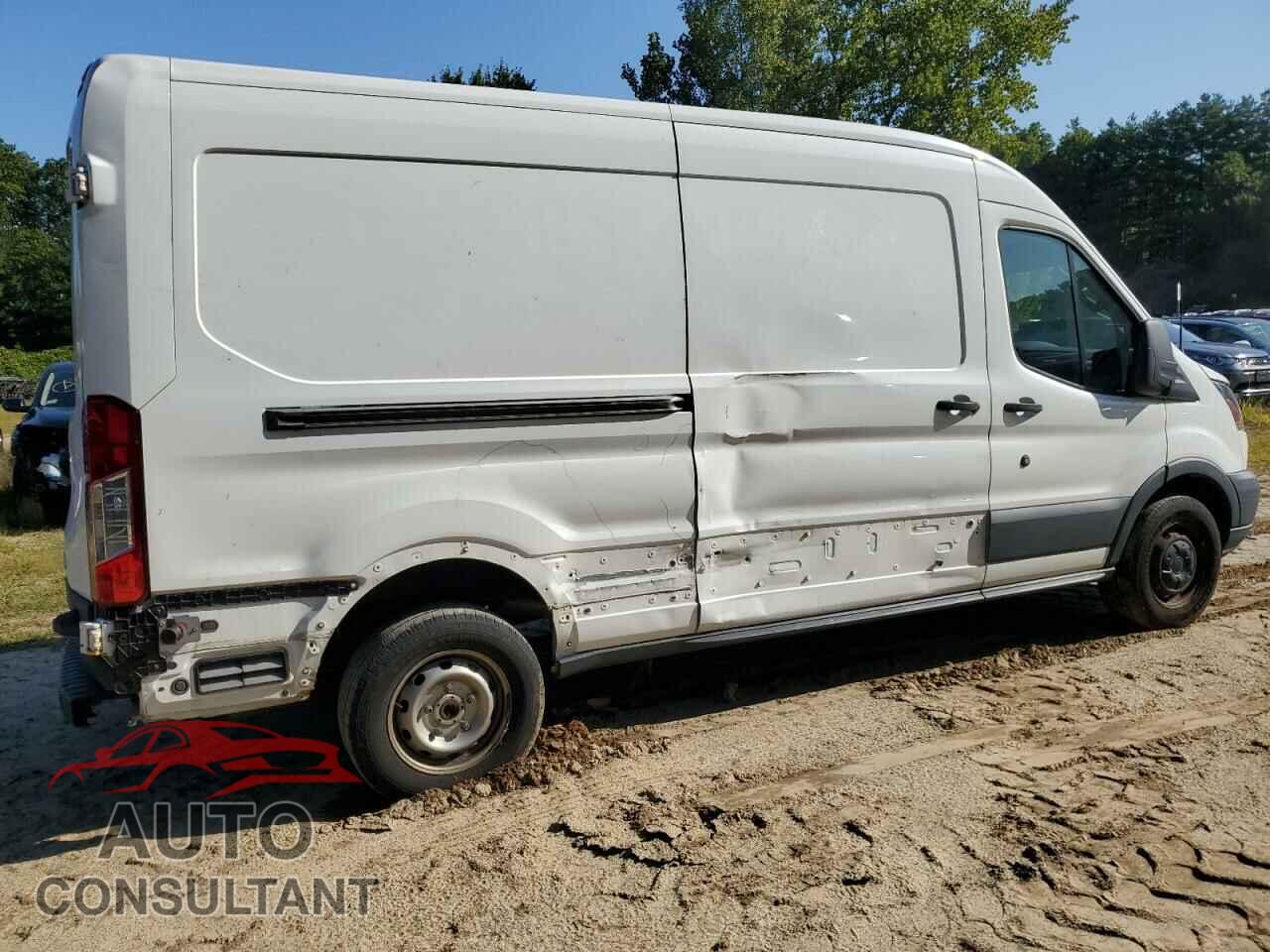 FORD TRANSIT 2017 - 1FTYR2CMXHKB24537