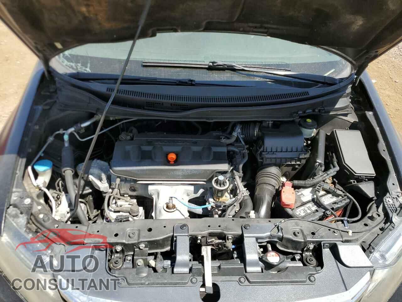 HONDA CIVIC 2012 - 2HGFB2F57CH565446