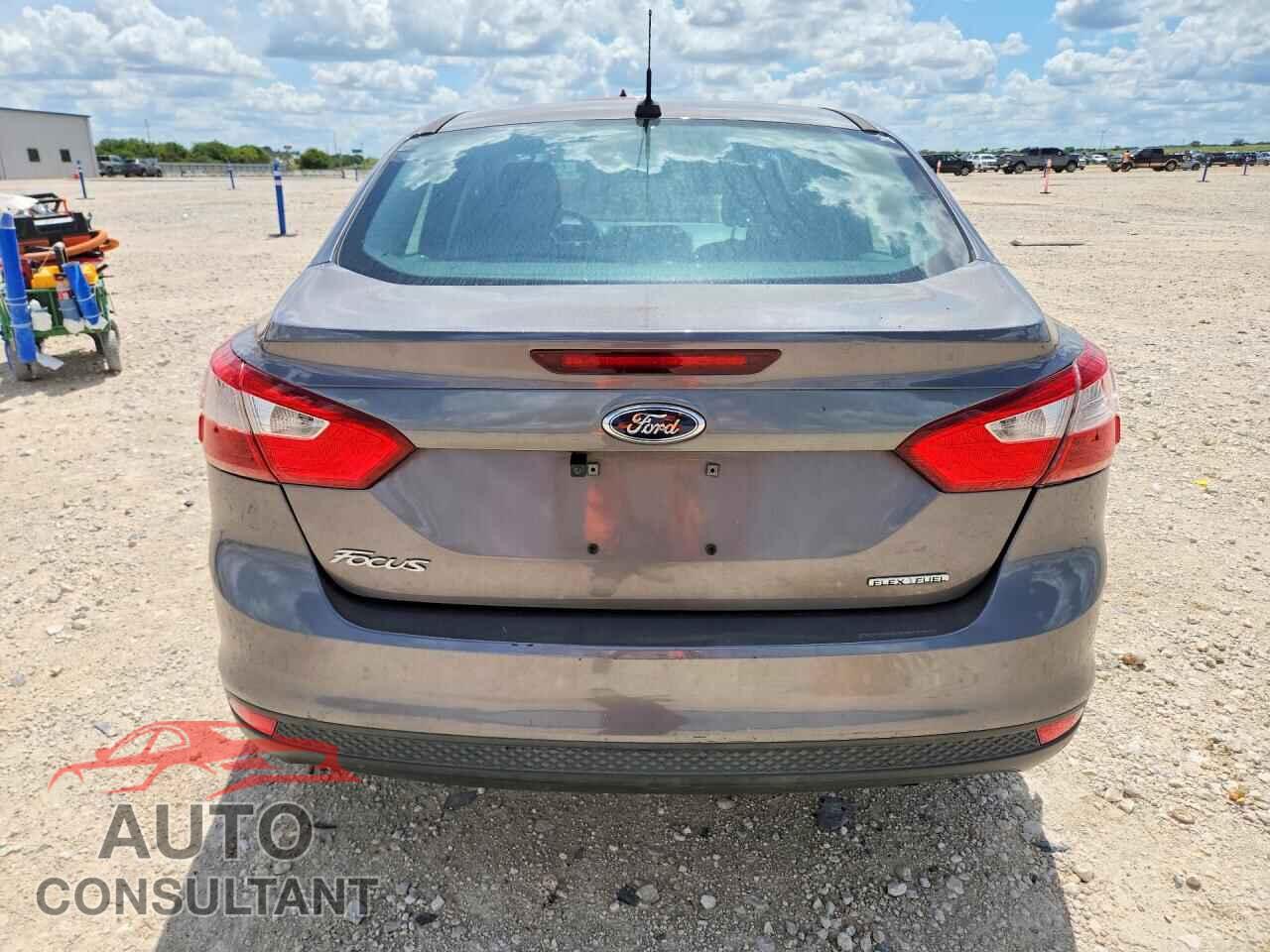 FORD FOCUS 2014 - 1FADP3E25EL330107