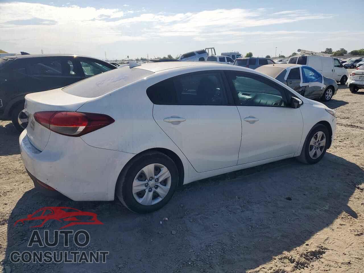 KIA FORTE 2017 - 3KPFK4A71HE010417