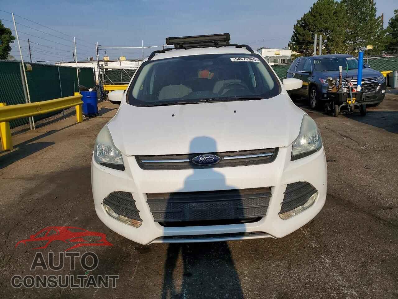FORD ESCAPE 2016 - 1FMCU9GX2GUA79209