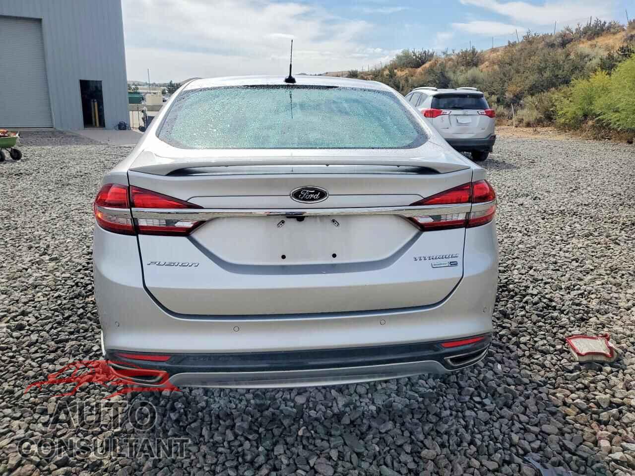 FORD FUSION 2018 - 3FA6P0D98JR132400
