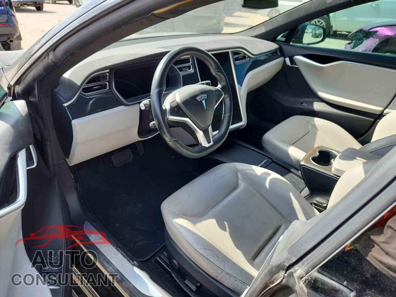 TESLA MODEL S 2016 - 5YJSA1E10GF144320