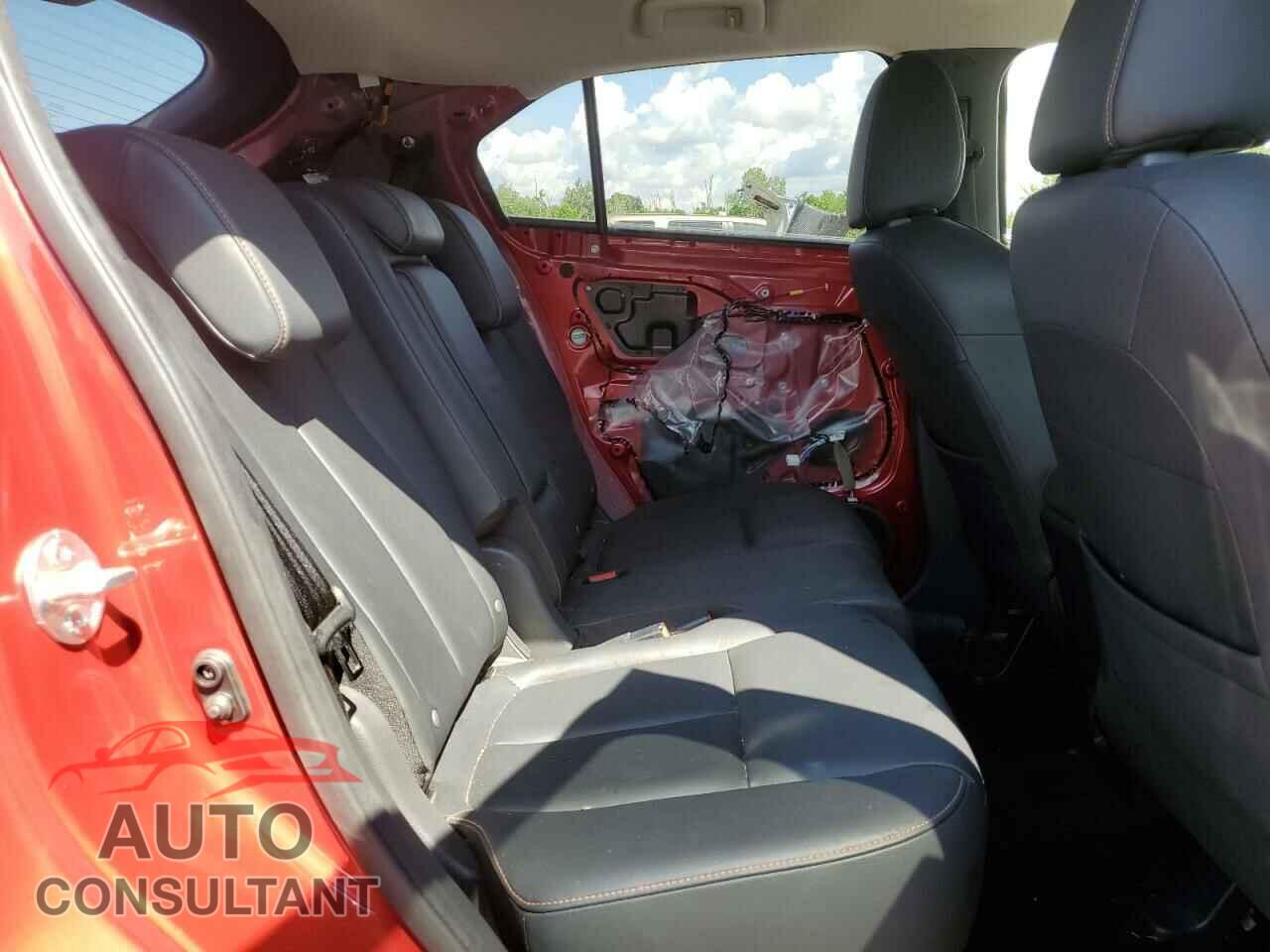 MITSUBISHI ECLIPSE 2018 - JA4AT5AA5JZ070391