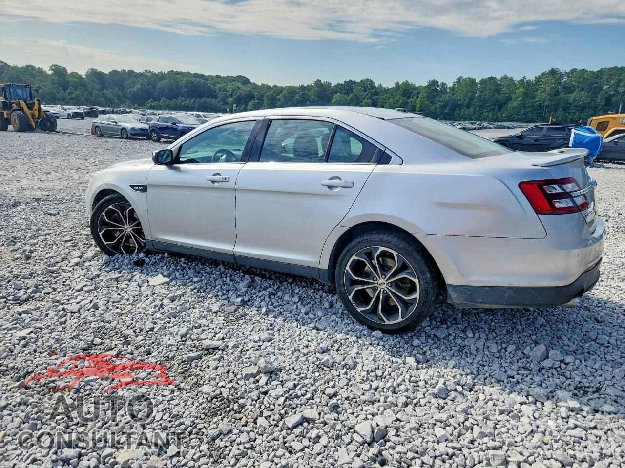 FORD TAURUS 2016 - 1FAHP2KT6GG156682