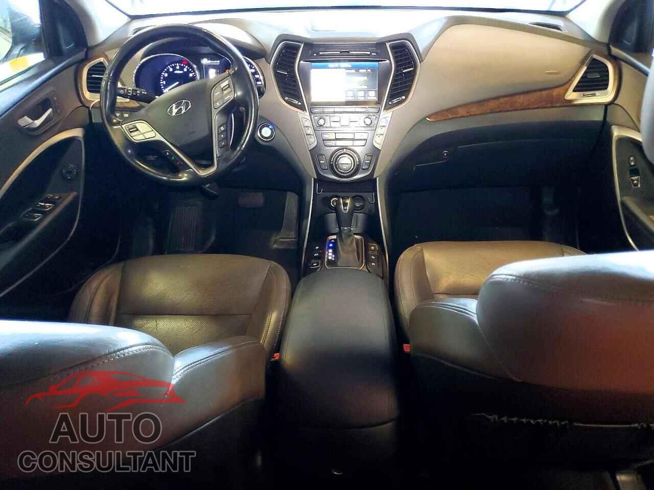HYUNDAI SANTA FE 2017 - KM8SR4HF8HU241884