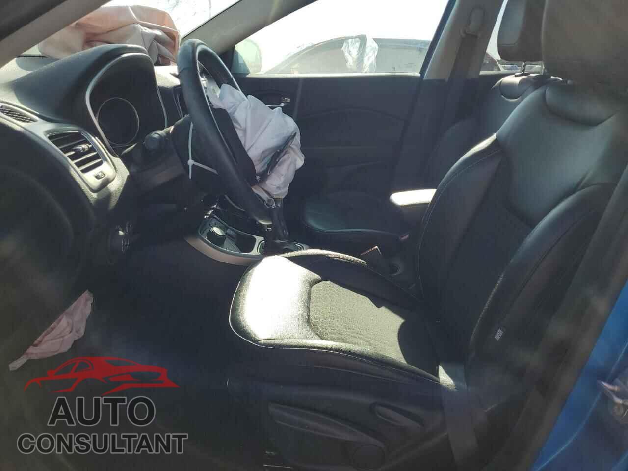 JEEP COMPASS 2019 - 3C4NJDBB2KT801138