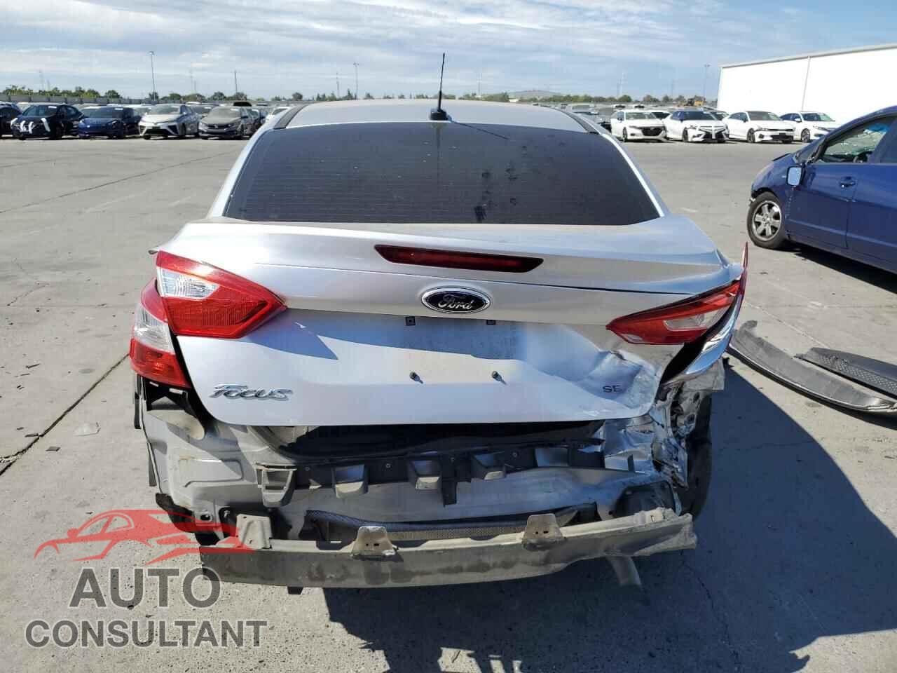FORD FOCUS 2014 - 1FADP3F23EL442855