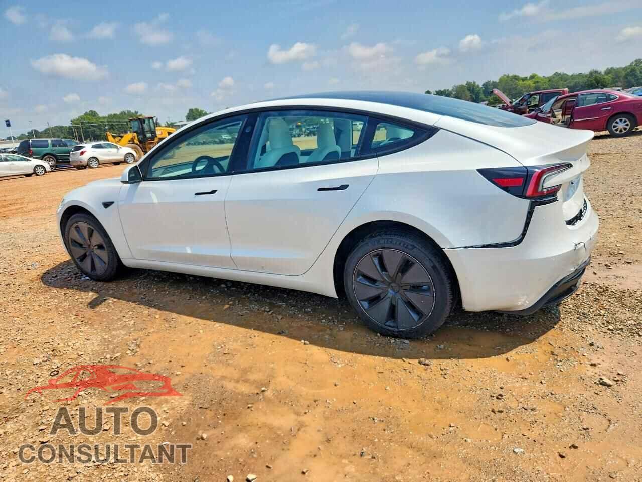 TESLA MODEL 3 2025 - 5YJ3E1EA1SF062811