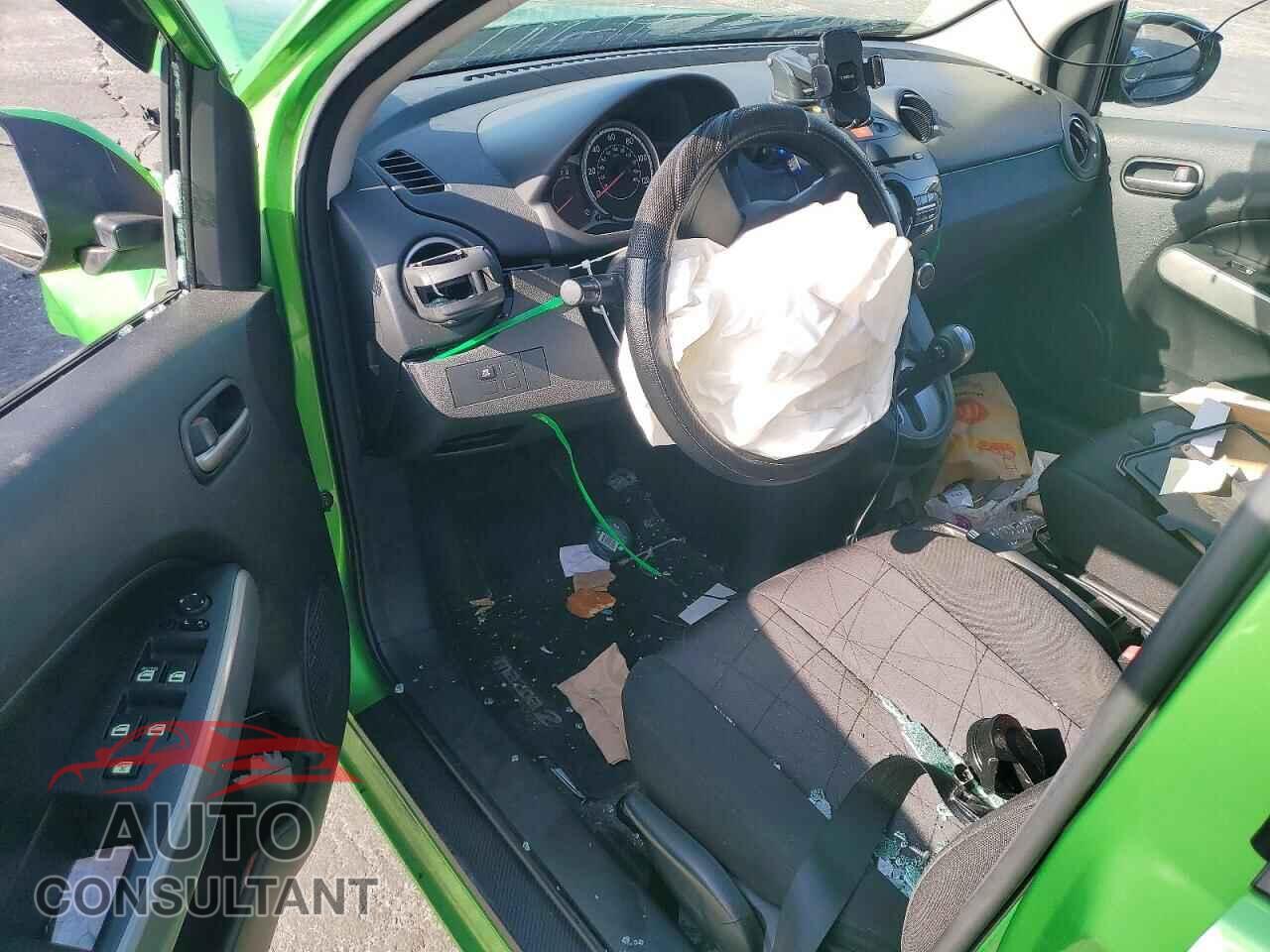 MAZDA 2 2011 - JM1DE1HZ6B0108038