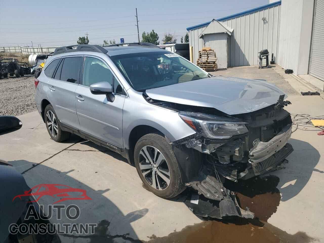 SUBARU OUTBACK 2018 - 4S4BSENC6J3335374