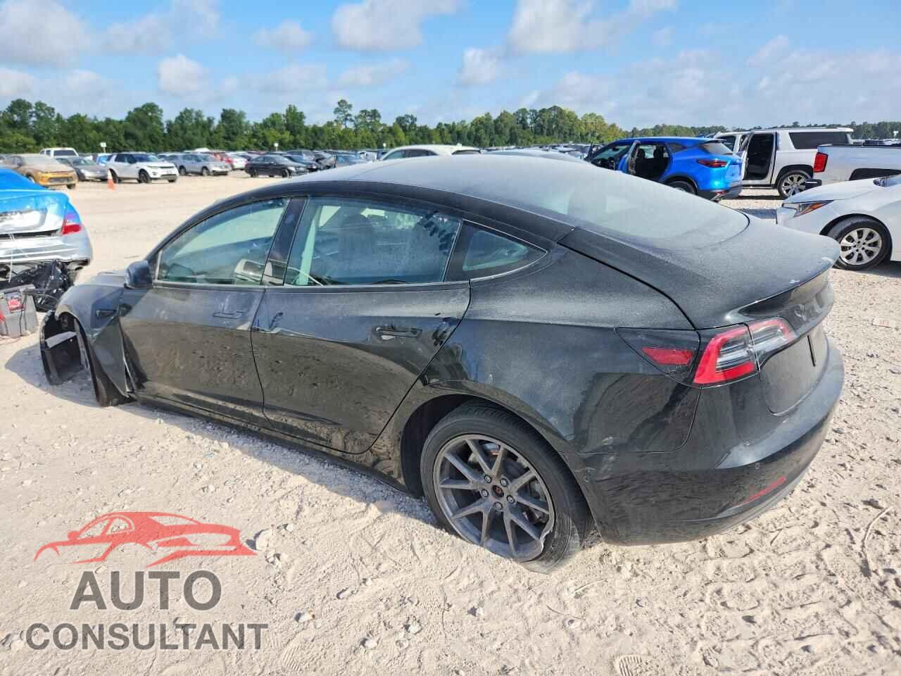 TESLA MODEL 3 2022 - 5YJ3E1EB7NF267174