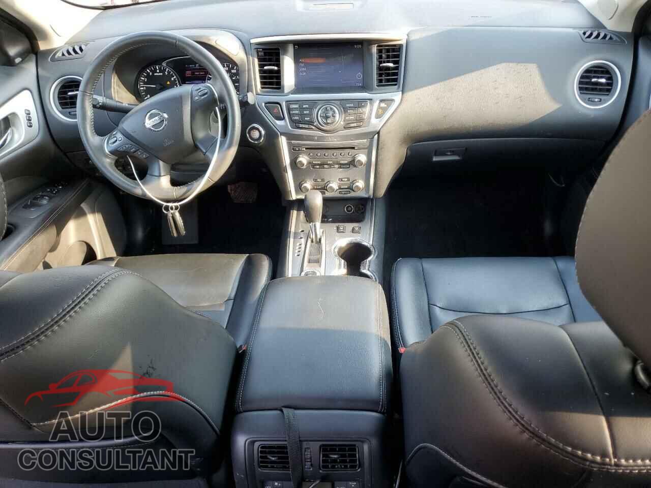 NISSAN PATHFINDER 2017 - 5N1DR2MM2HC907192