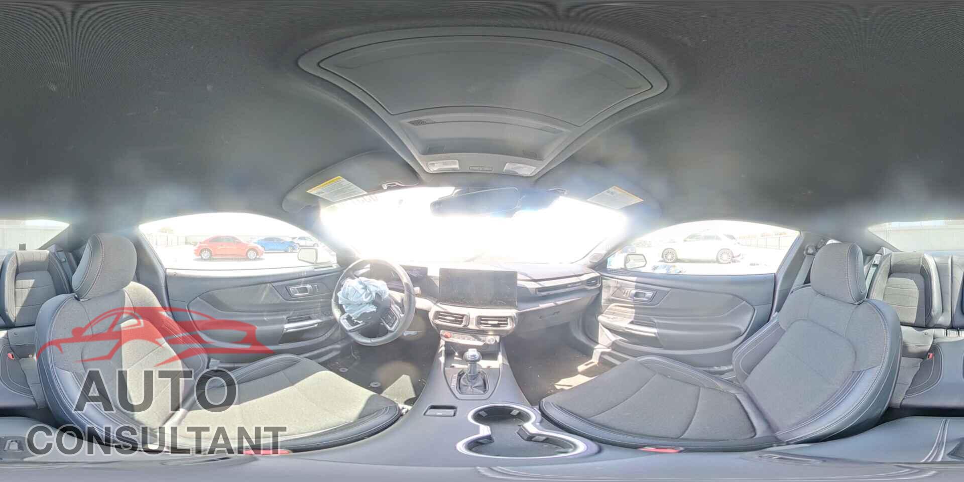 FORD MUSTANG 2024 - 1FA6P8TH7R5111852