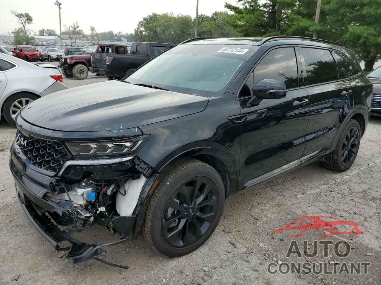 KIA SORENTO 2023 - 5XYRK4LF3PG201324