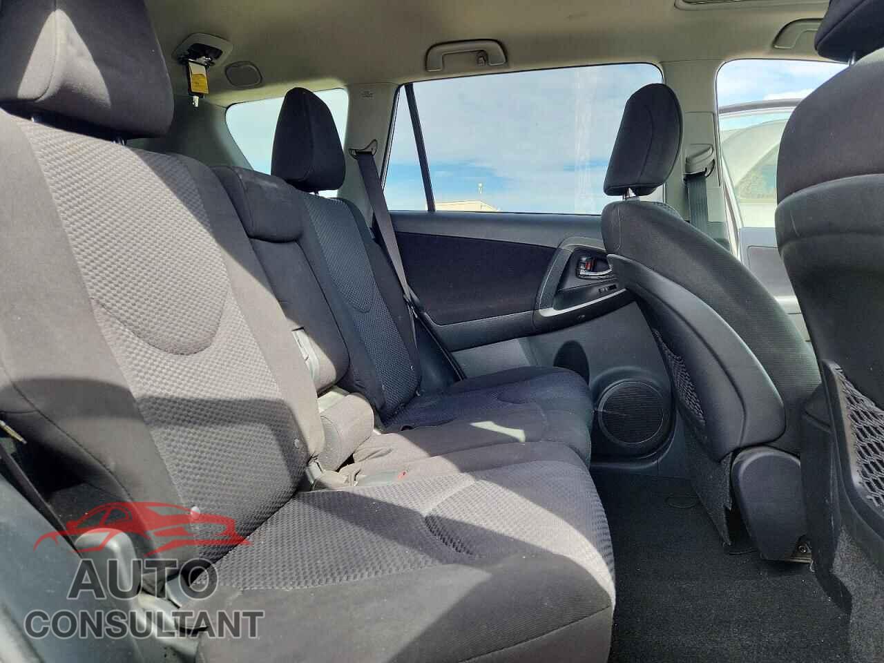 TOYOTA RAV4 2012 - JTMWF4DV7C5043473