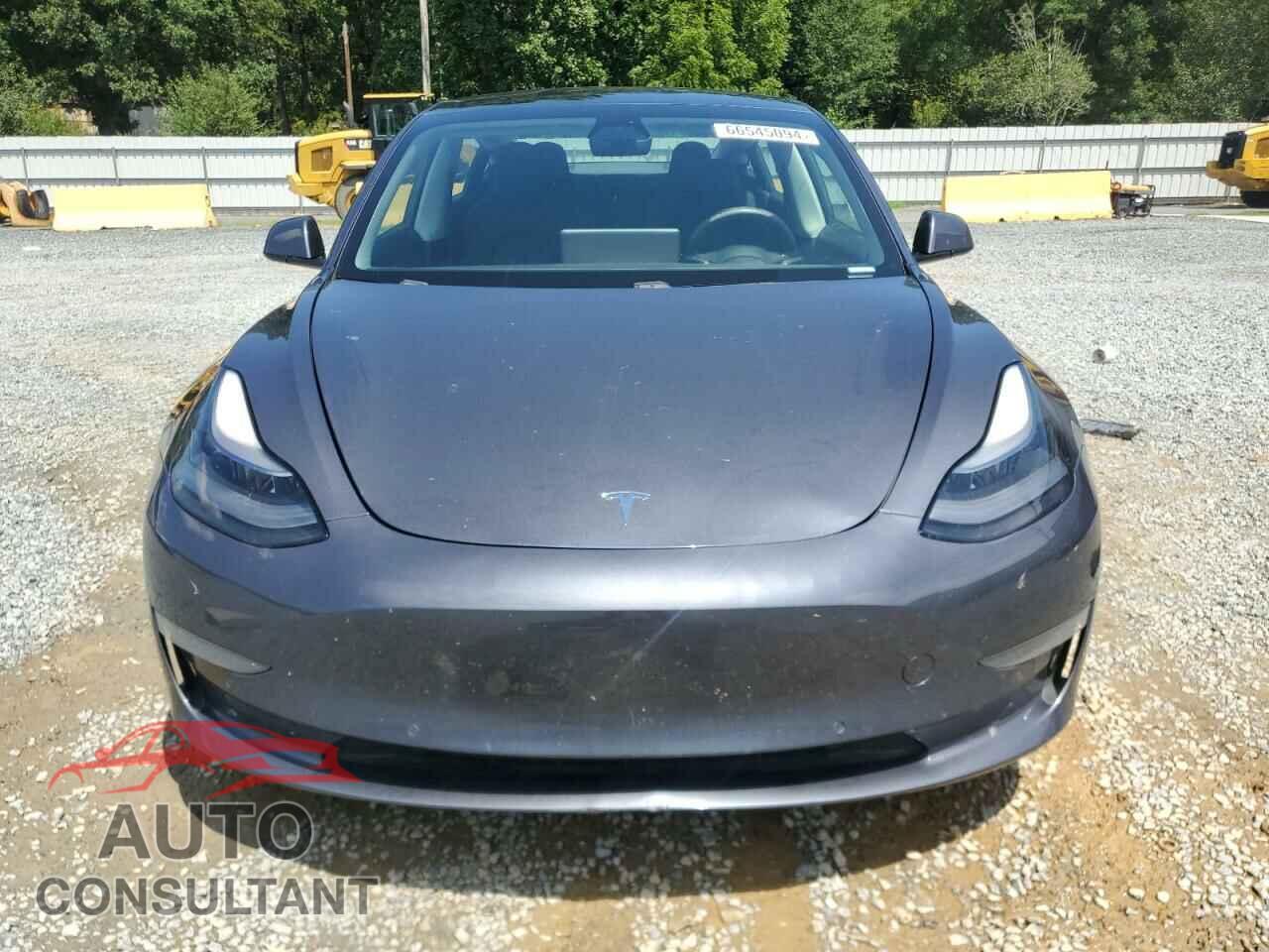 TESLA MODEL 3 2021 - 5YJ3E1EA9MF048755