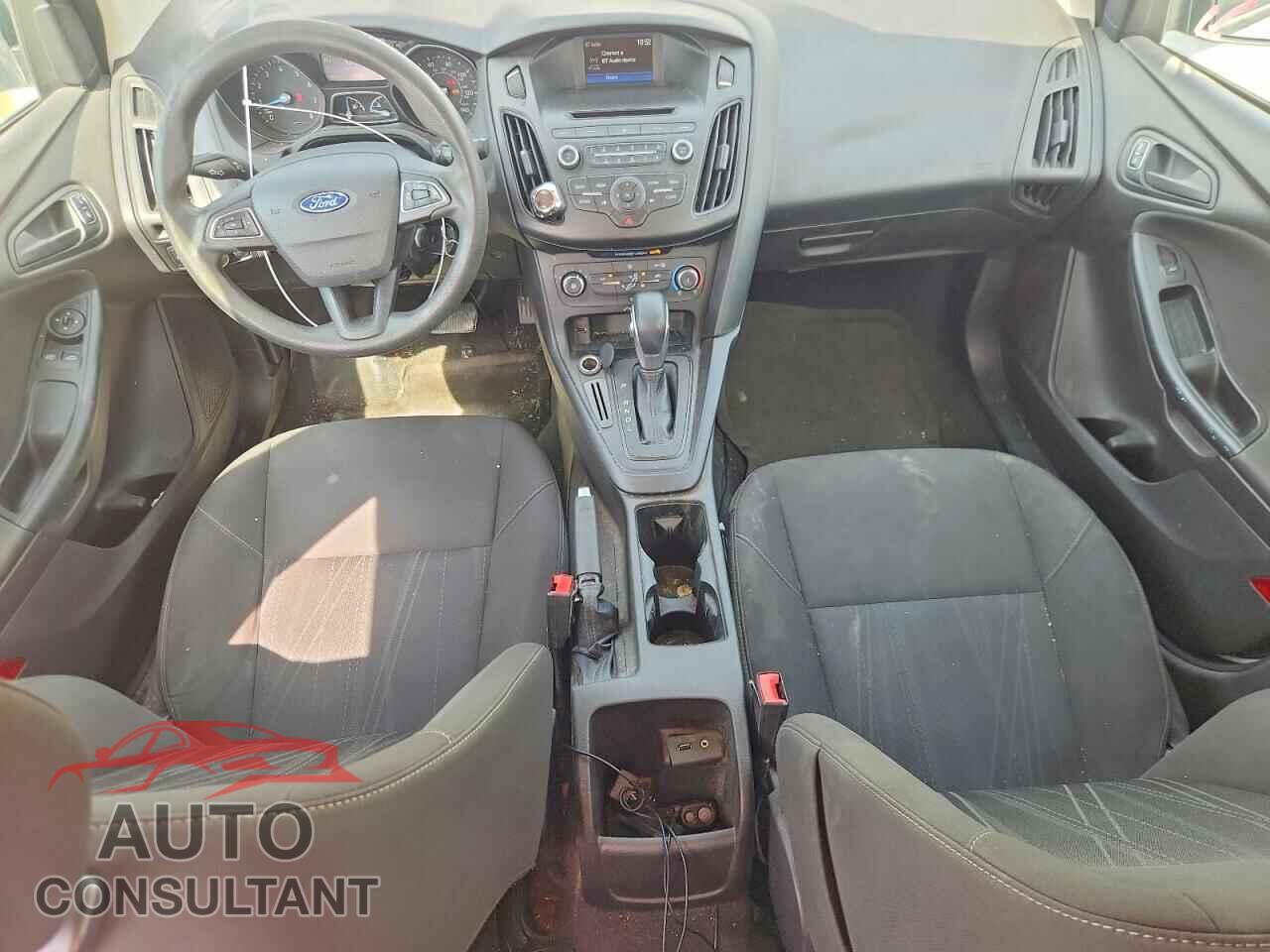 FORD FOCUS 2016 - 1FADP3E23GL267477