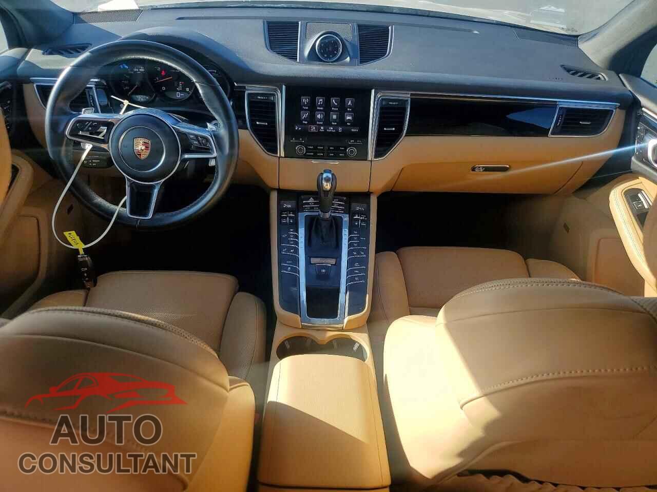 PORSCHE MACAN 2018 - WP1AA2A58JLB07111
