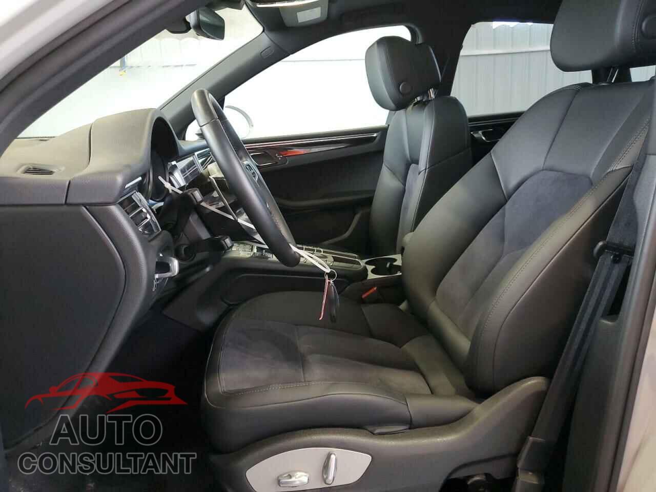 PORSCHE MACAN 2021 - WP1AB2A52MLB35892