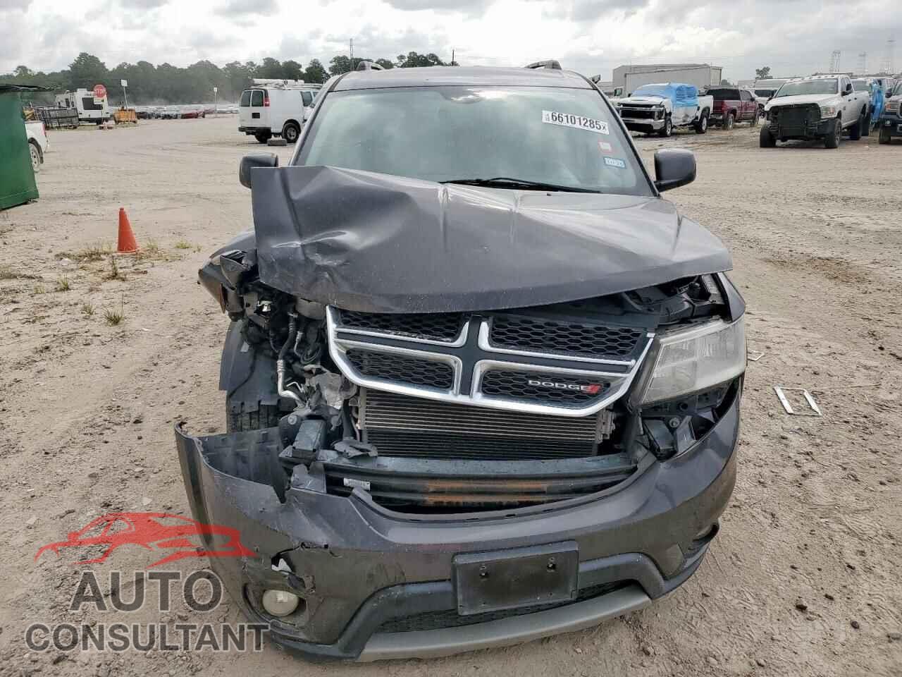 DODGE JOURNEY 2017 - 3C4PDCBB8HT677007